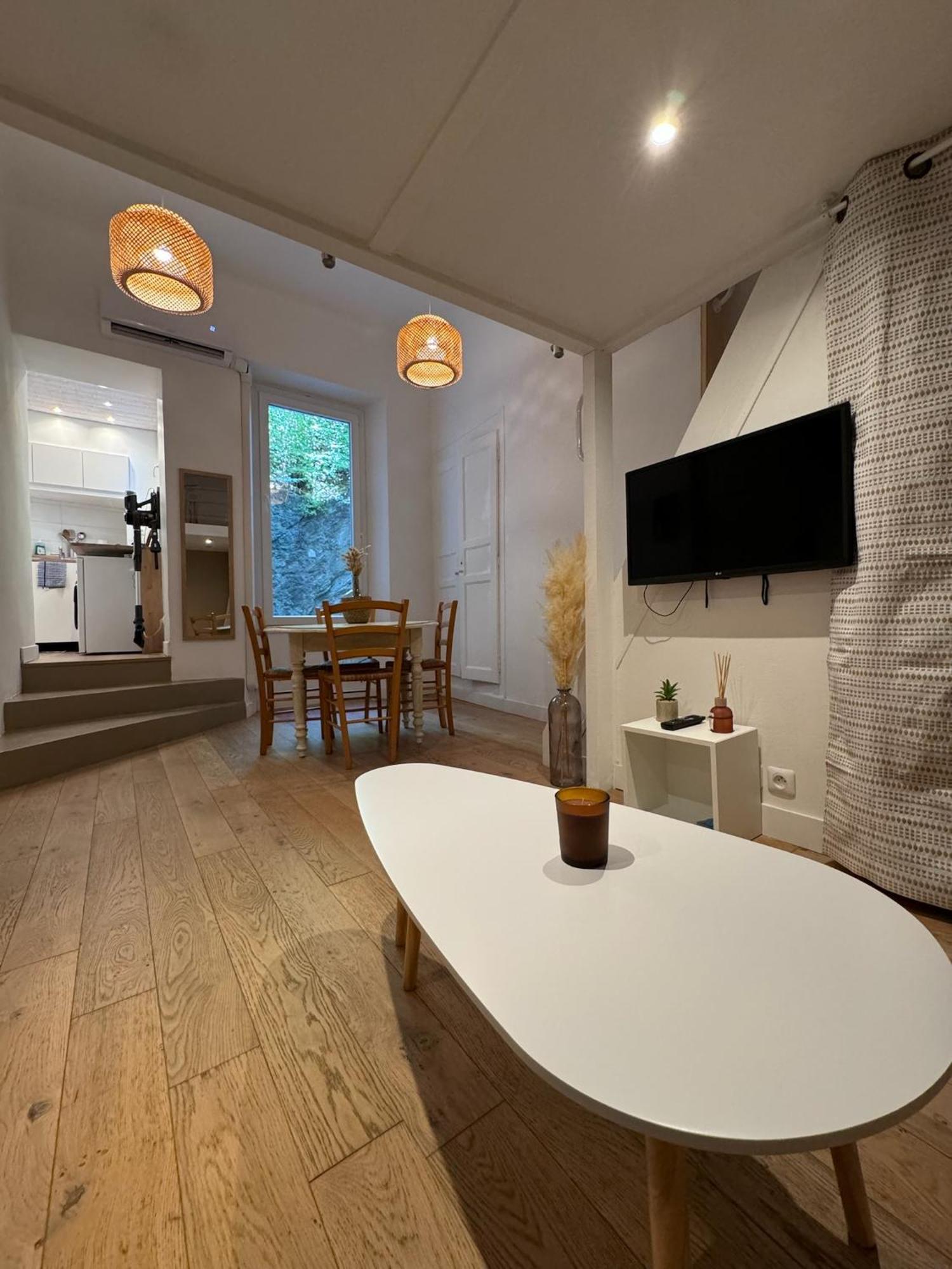Charmant Studio Hyères Exteriér fotografie